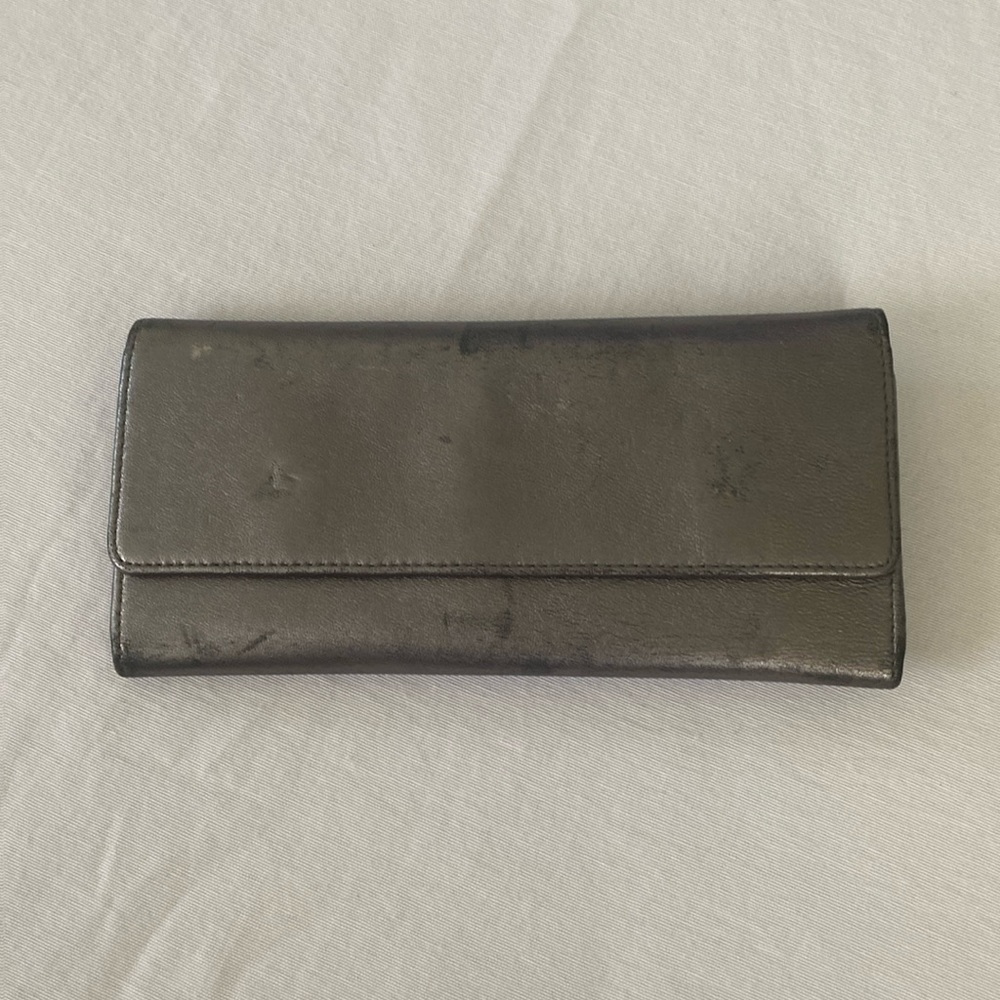 HOBO international metallic silver leather tri fold wallet 8.5 x 4 inches